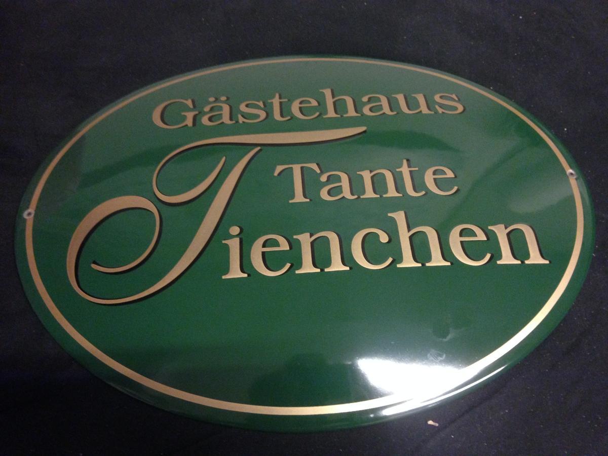 Gaestehaus Tante Tienchen 7 Minuten Zu Fuss Zum Europa Park , Plus Kostenloses Parkplatzticket Rulantica ,Alle Unsere Suiten Haben Einen Balkon 鲁斯特 外观 照片