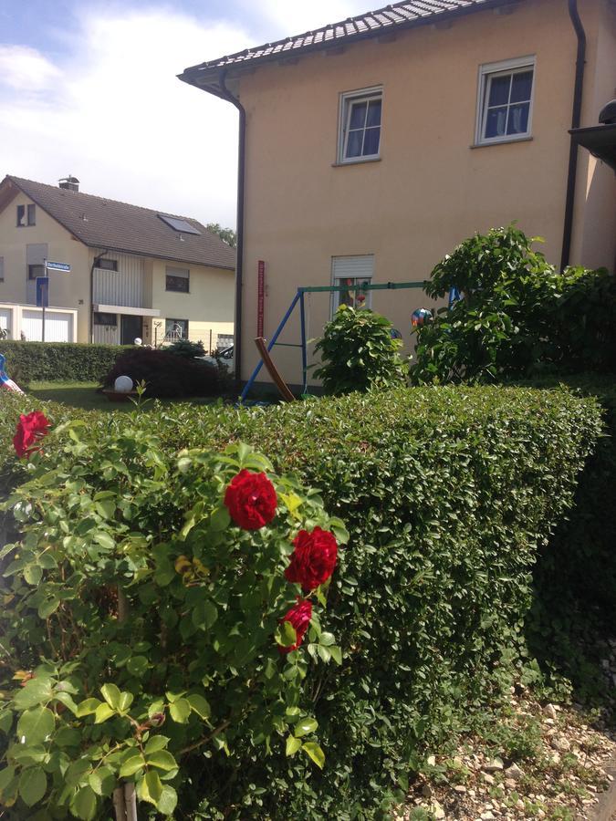 Gaestehaus Tante Tienchen 7 Minuten Zu Fuss Zum Europa Park , Plus Kostenloses Parkplatzticket Rulantica ,Alle Unsere Suiten Haben Einen Balkon 鲁斯特 外观 照片