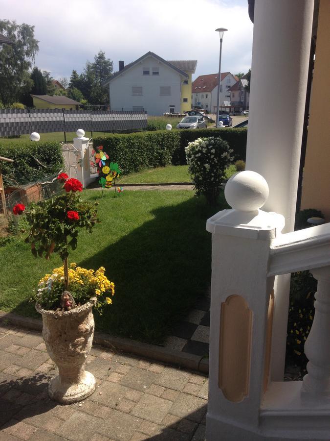 Gaestehaus Tante Tienchen 7 Minuten Zu Fuss Zum Europa Park , Plus Kostenloses Parkplatzticket Rulantica ,Alle Unsere Suiten Haben Einen Balkon 鲁斯特 外观 照片