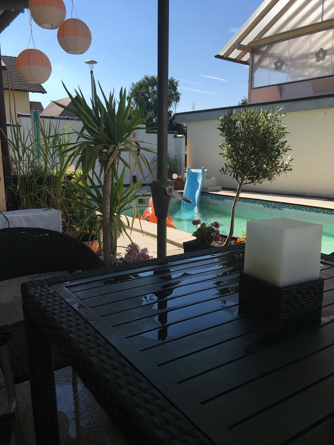 Gaestehaus Tante Tienchen 7 Minuten Zu Fuss Zum Europa Park , Plus Kostenloses Parkplatzticket Rulantica ,Alle Unsere Suiten Haben Einen Balkon 鲁斯特 外观 照片