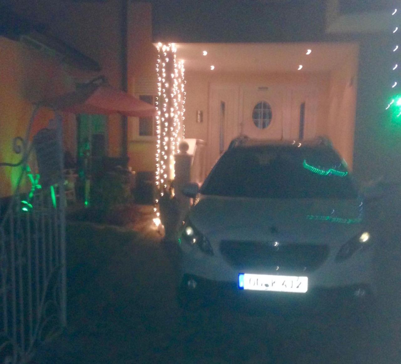 Gaestehaus Tante Tienchen 7 Minuten Zu Fuss Zum Europa Park , Plus Kostenloses Parkplatzticket Rulantica ,Alle Unsere Suiten Haben Einen Balkon 鲁斯特 外观 照片